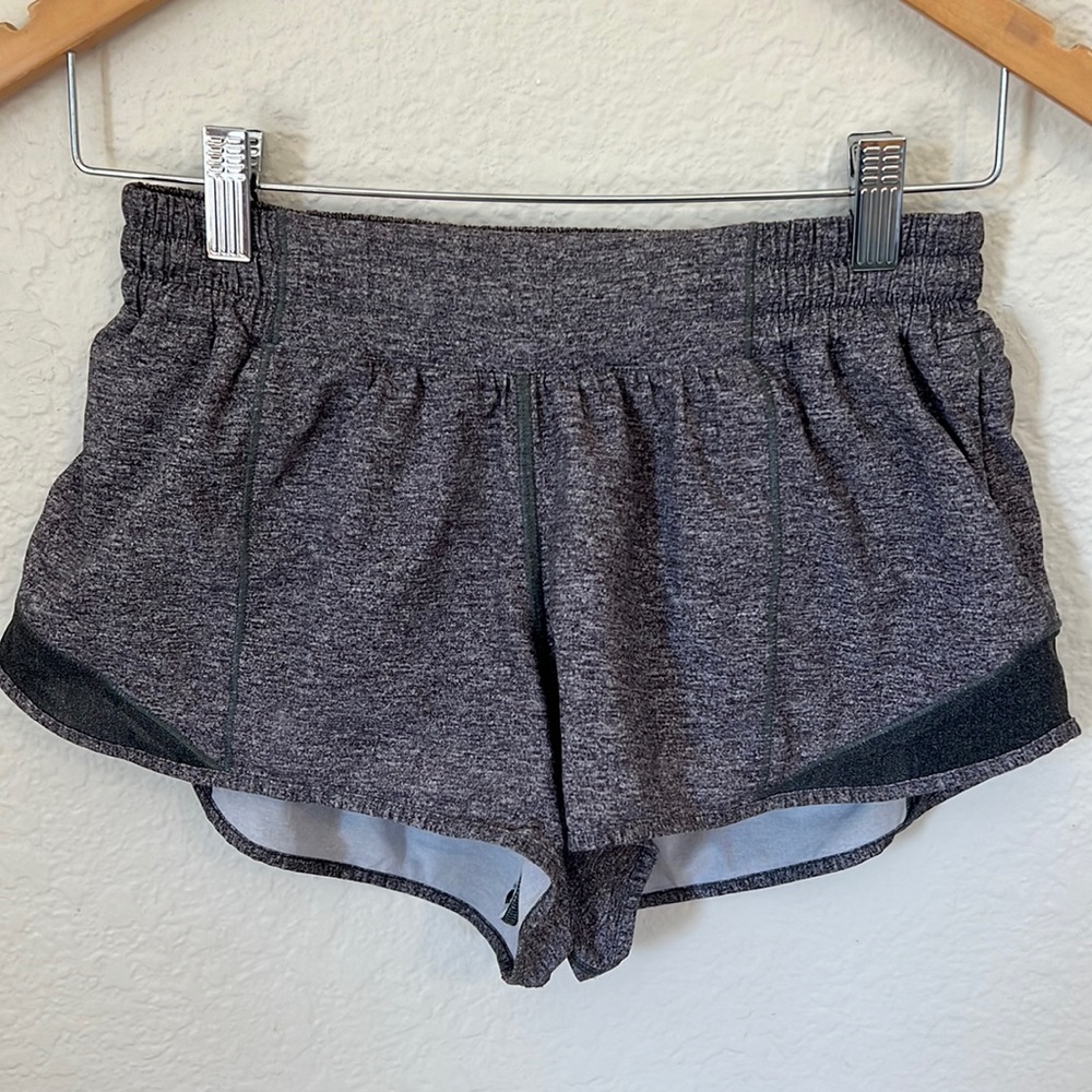 Lululemon Hotty Hot Shorts 2’’